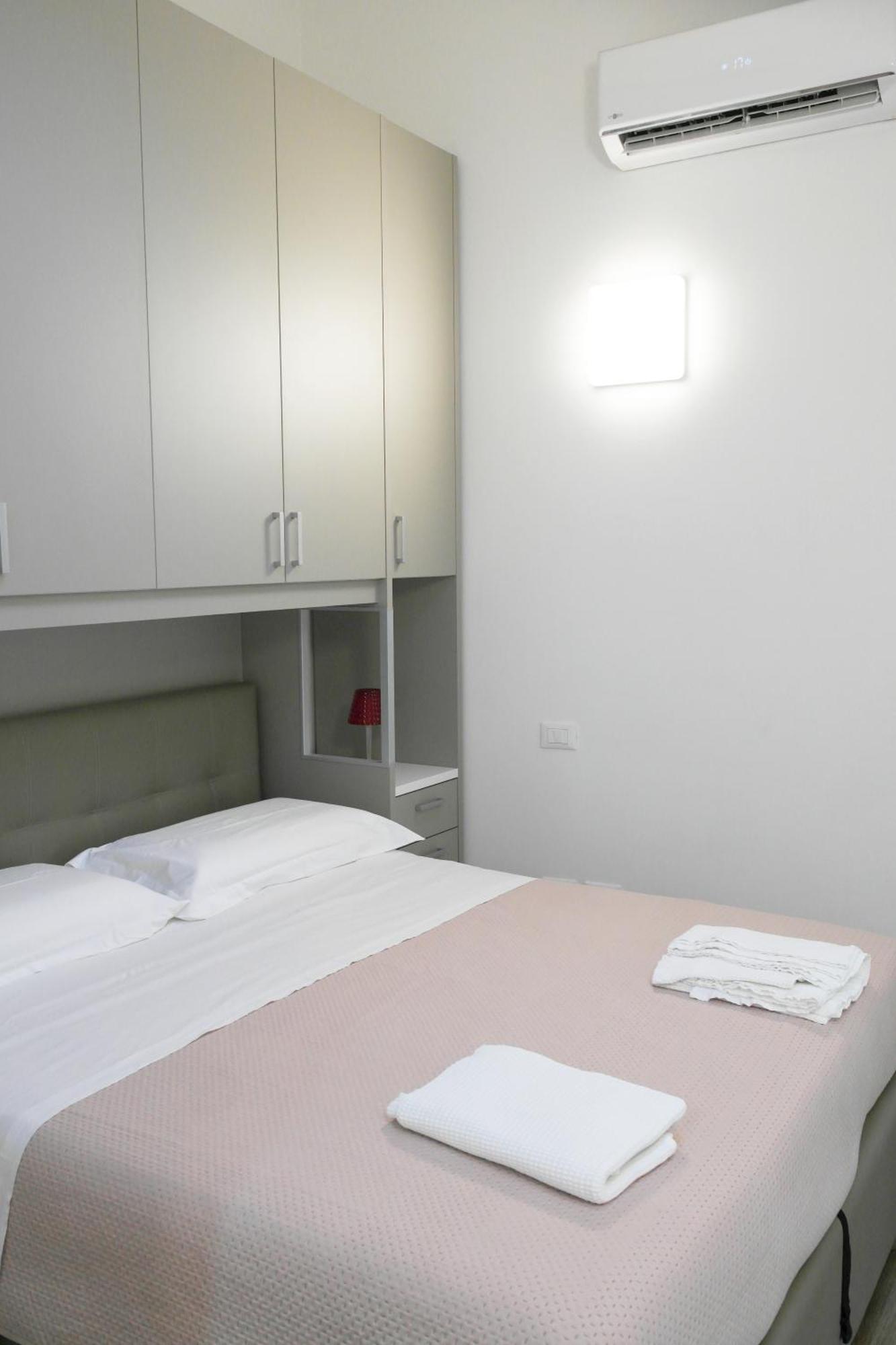 Luminoso Bilocale Zona Tibaldi Bocconi Apartment Milan Exterior photo
